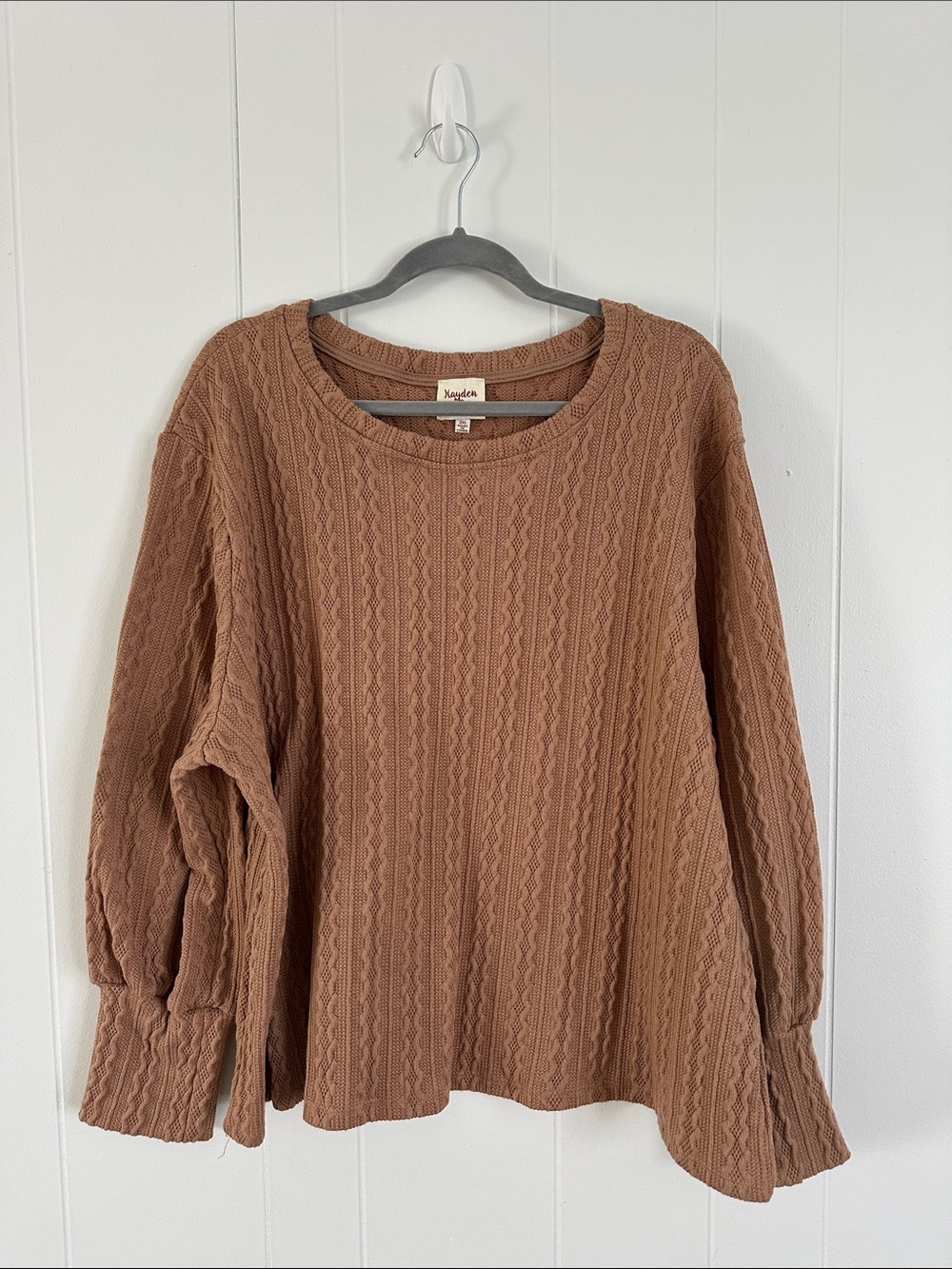 Naylen Textured Cable-Knit Long Sleeve Top in Brown